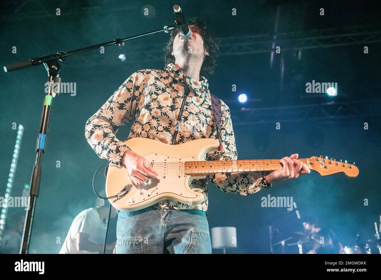 Milan Italie. 25 janvier 2023. Le groupe américain WALWS se produit en direct sur scène à Magazzini Generali lors du « dites-moi que c'est terminé ». Banque D'Images