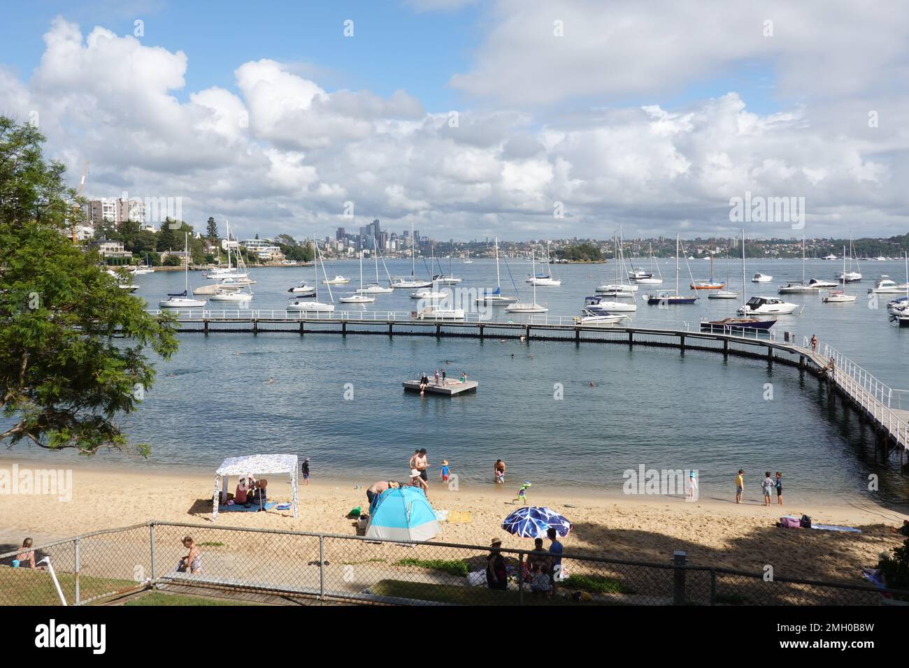 Murray Rose Pool, anciennement Redlreaf Pool, une piscine publique sur la rive du port de Sydney, Sydney NSW, Australie Banque D'Images