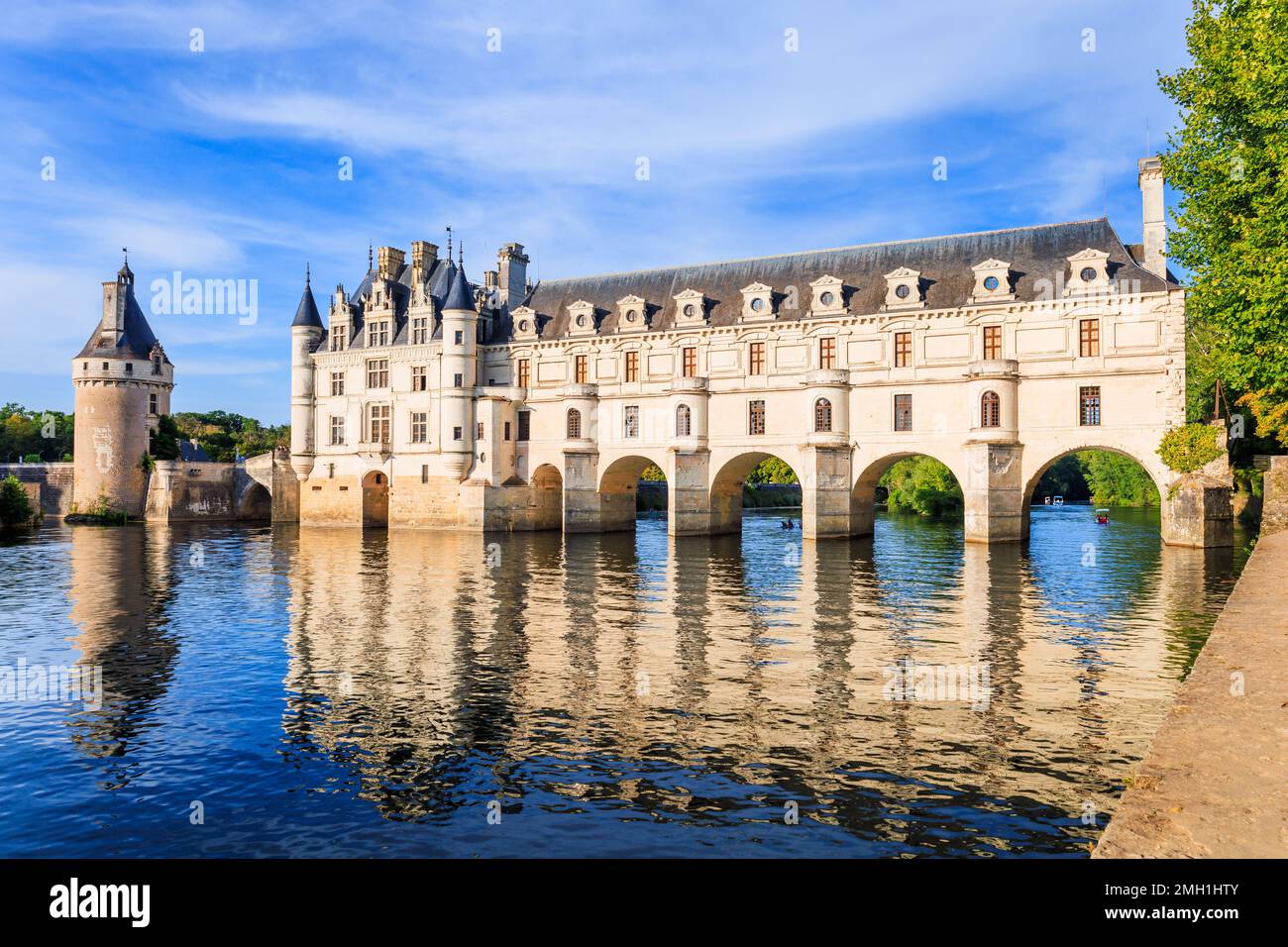 Vallée de la Loire, France. Vue sur le château de Chenonceau, le château gothique et le château Renaissance. Banque D'Images