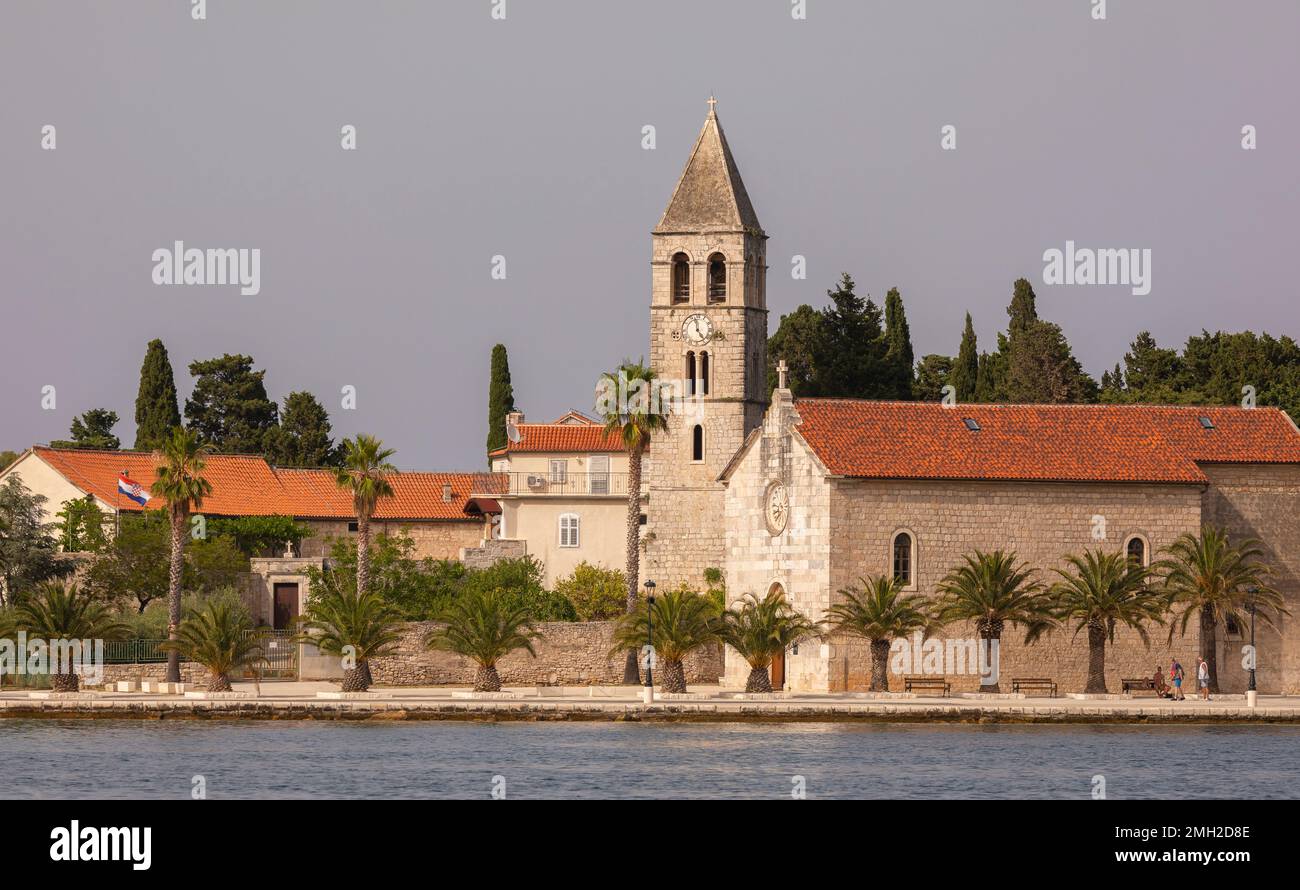 VIS, CROATIE, EUROPE - Eglise Saint Monastère de Jérôme et Franciscan, sur la presqu'île de Prirovo, sur l'île de vis. Banque D'Images