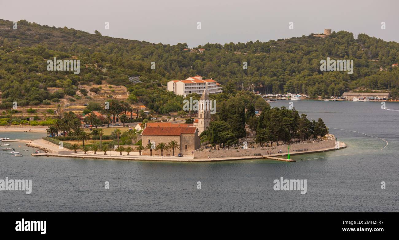 VIS, CROATIE, EUROPE - Eglise Saint Monastère de Jérôme et Franciscan, sur la presqu'île de Prirovo, sur l'île de vis. Banque D'Images