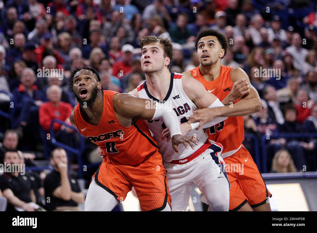 Pacific guard Jahlil Tripp, left, and forward Jeremiah Bailey, right