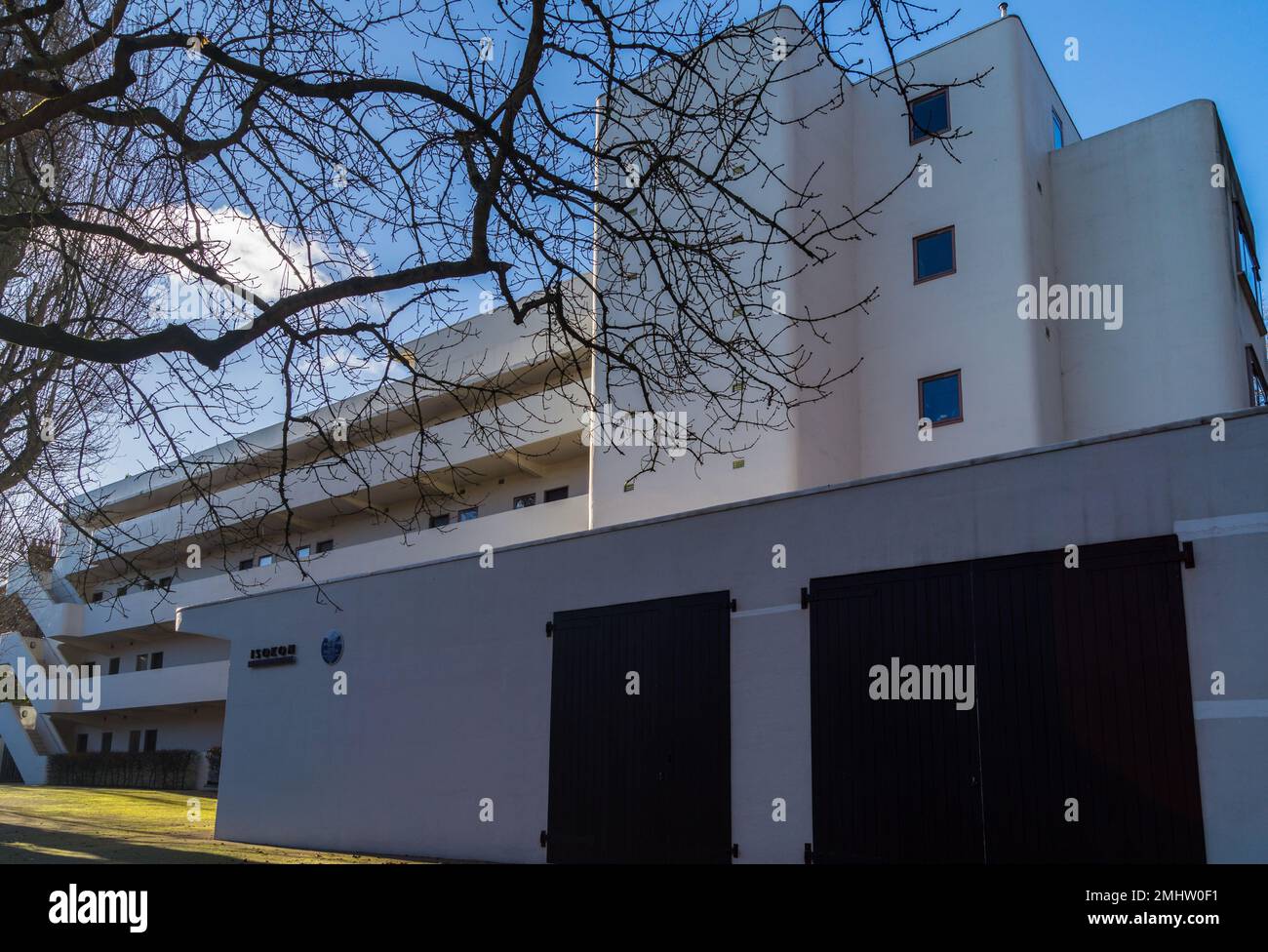 Lawn Road Flats, connu sous le nom de bâtiment Isokon, par Wells Coates, 1934, Belsize Park, Londres Banque D'Images