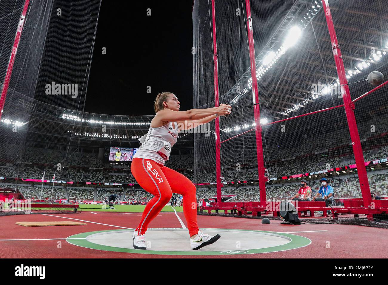 Malwina Kopron (POL) médaillée de bronze au jet de marteau féminin aux Jeux Olympiques d'été de 2020 (2021), Tokyo, Japon Banque D'Images