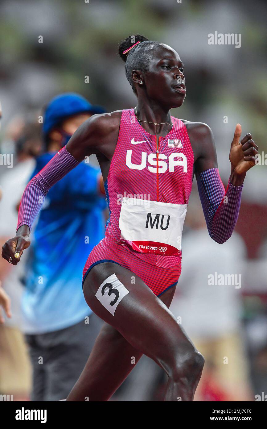 Athing Mu (USA) Champion olympique des 800 mètres féminins aux Jeux Olympiques d'été de 2020 (2021), Tokyo, Japon Banque D'Images