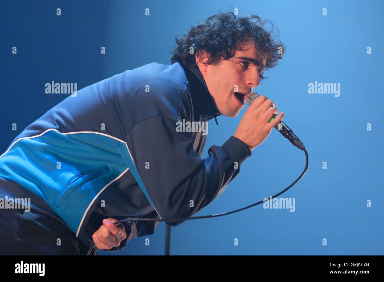 Madrid, Espagne. 27th janvier 2023. Le chanteur Diego Ibañez du groupe Carolina Durante se produit en direct pendant le festival de musique Inverfest au Wizcenter de Madrid. (Photo par Atilano Garcia/SOPA Images/Sipa USA) crédit: SIPA USA/Alay Live News Banque D'Images