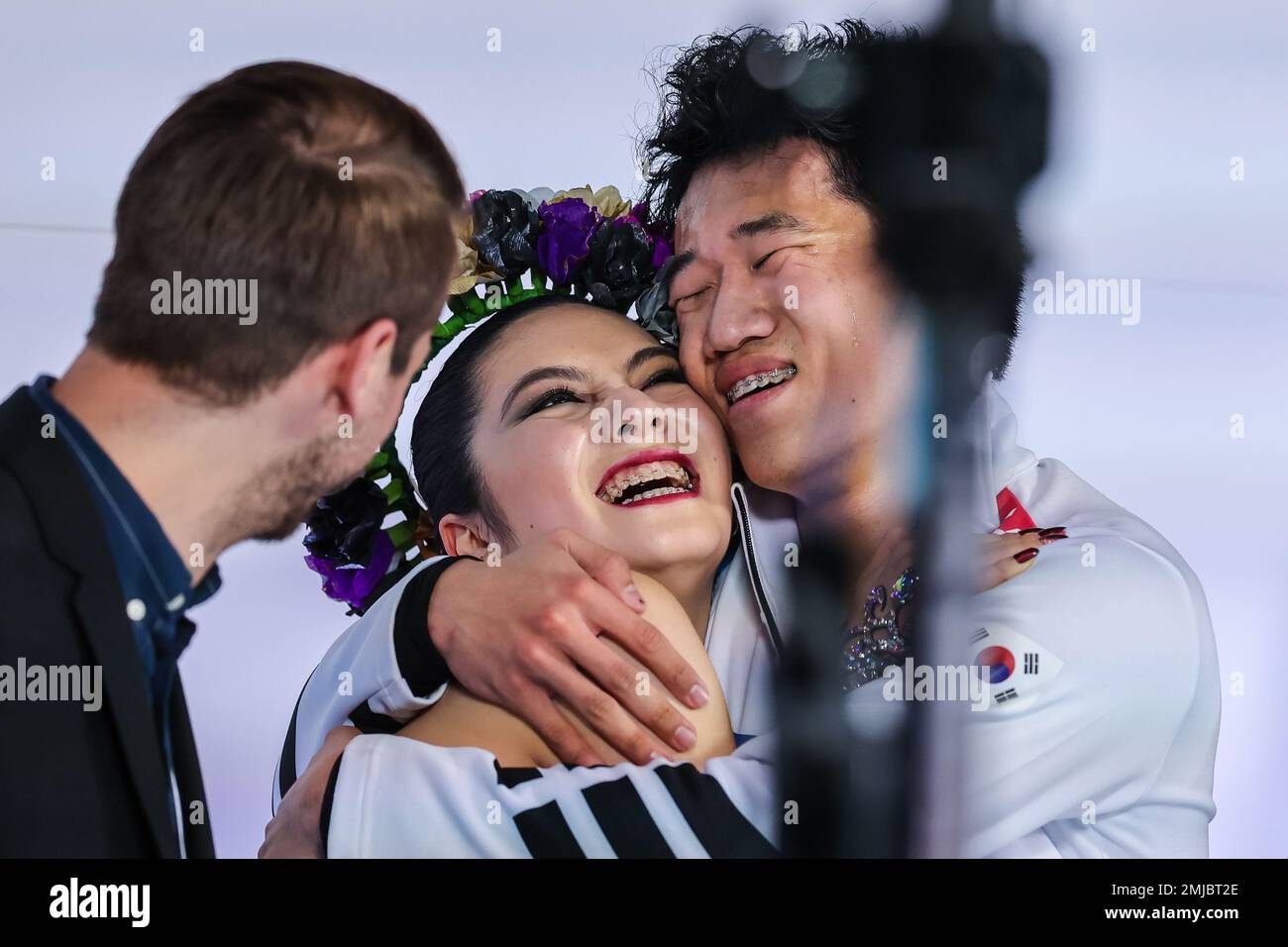 Turin, Italie. 10th décembre 2022. Hannah Lim et Ye Quan de la République de Corée sont en compétition lors de la finale du Grand Prix de patinage artistique de l'UIP à Turin 2022 à Palavela. Jour 3 - JR Ice Dance Free Dance ISU Grand Prix of Figure Skating final Turin. (Photo de Fabrizio Carabelli/SOPA Images/Sipa USA) crédit: SIPA USA/Alay Live News Banque D'Images