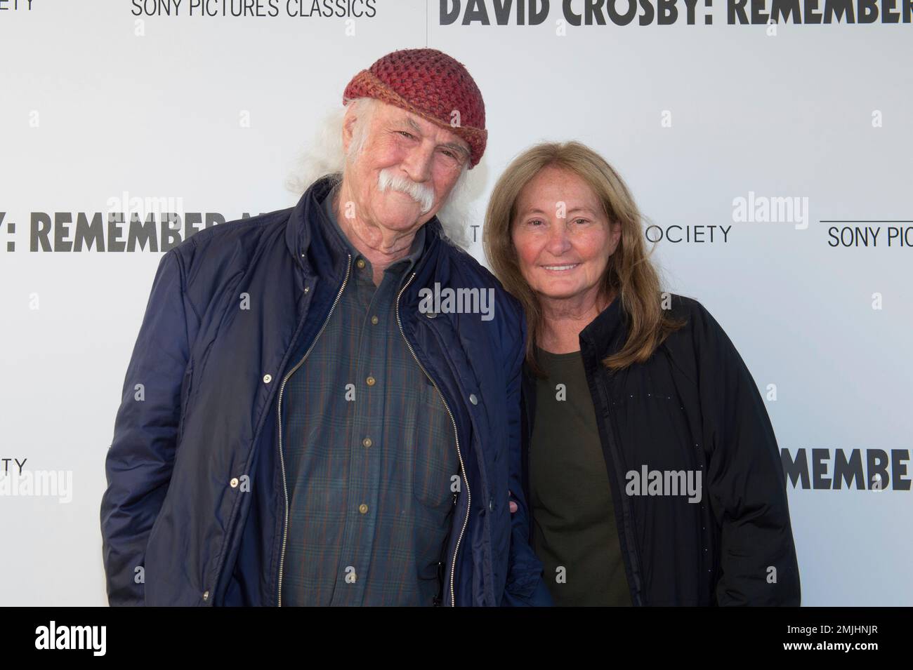 Musician David Crosby, left, and Jan Dance attend a special screening of "David Crosby: Remember My Name", hosted by Sony Pictures Classics with The Cinema Society, at the Regal UA East Hampton Cinema on Saturday, July 13, 2019 in East Hampton, NY. (Photo by Scott Roth/Invision/AP) Banque D'Images