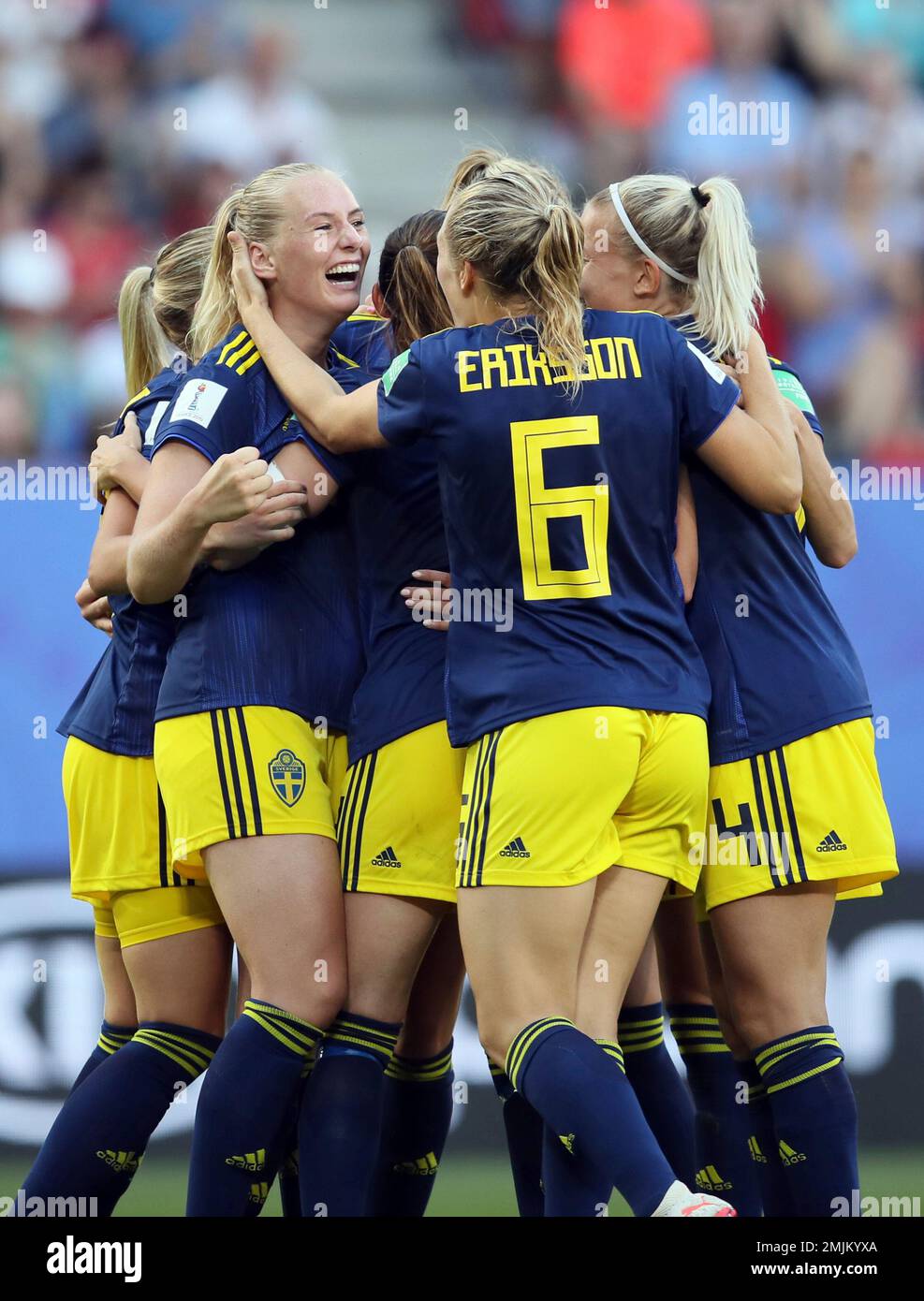 Sweden's Stina Blackstenius, left, celebrates with teammates after scoring her side's second goal during the of the Women's World Cup quarterfinal soccer match between Germany and Sweden at Roazhon Park in Rennes, France, Saturday, June 29, 2019. (AP Photo/David Vincent) Banque D'Images