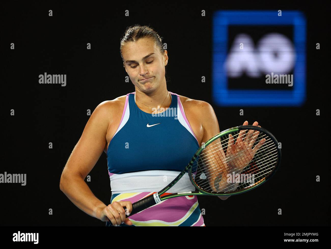 Tennis - Open d'Australie - finale des femmes célibataires - Parc de  Melbourne, Melbourne, Australie - 28 janvier 2023 Aryna Sabalenka de  Biélorussie réagit lors de son match final contre Elena Rybakina