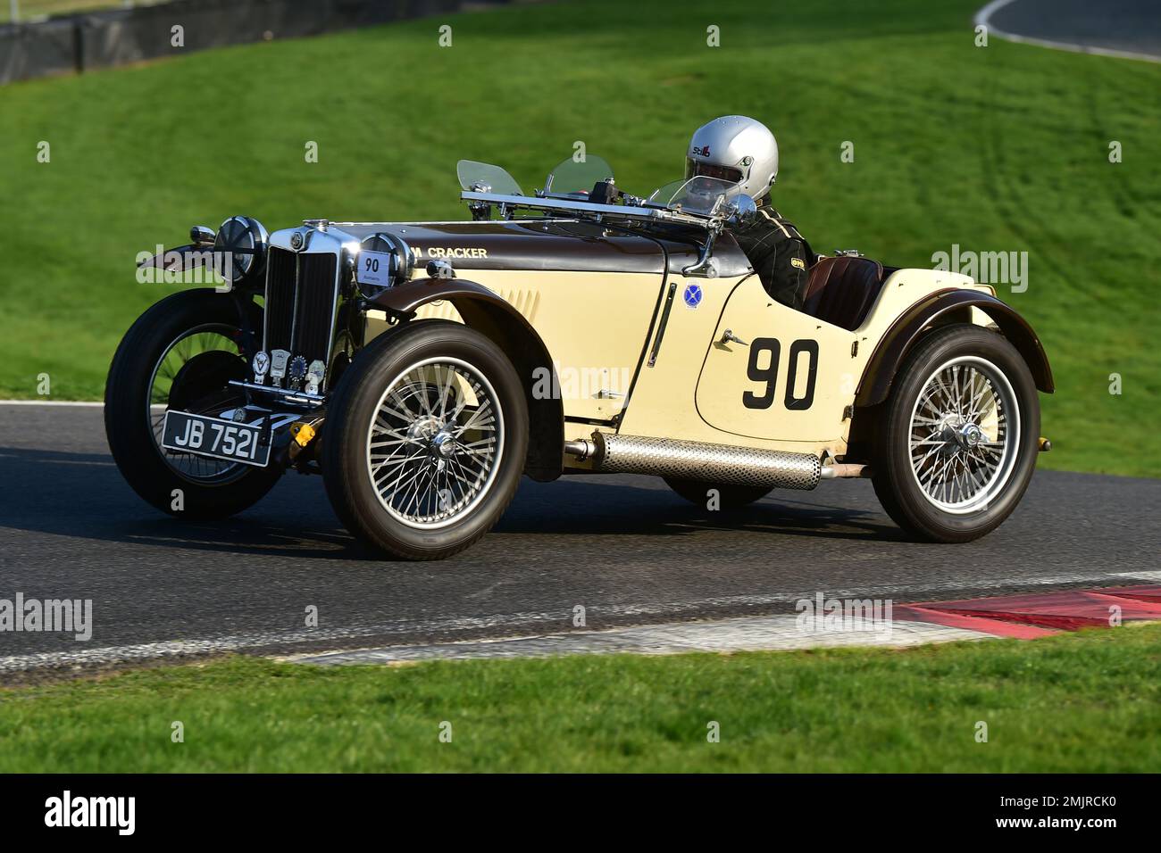 Andy King, MG PB Cream Cracker, Triple M Register Race for Pre-War MG Cars, quinze minutes de course pour les emblématiques MG Midget, Magna et Magnette (d'où Banque D'Images