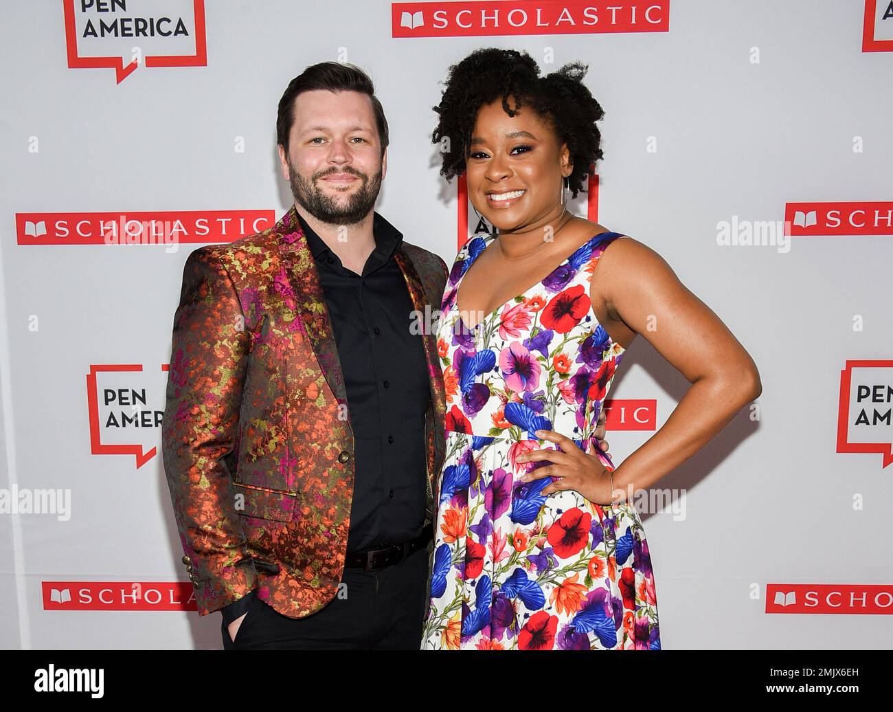 Comedian Phoebe Robinson and boyfriend Luke Downs attend the 2019 PEN America Literary Gala at the American Museum of Natural History on Tuesday, May 21, 2019, in New York. (Photo by Evan Agostini/Invision/AP) Banque D'Images