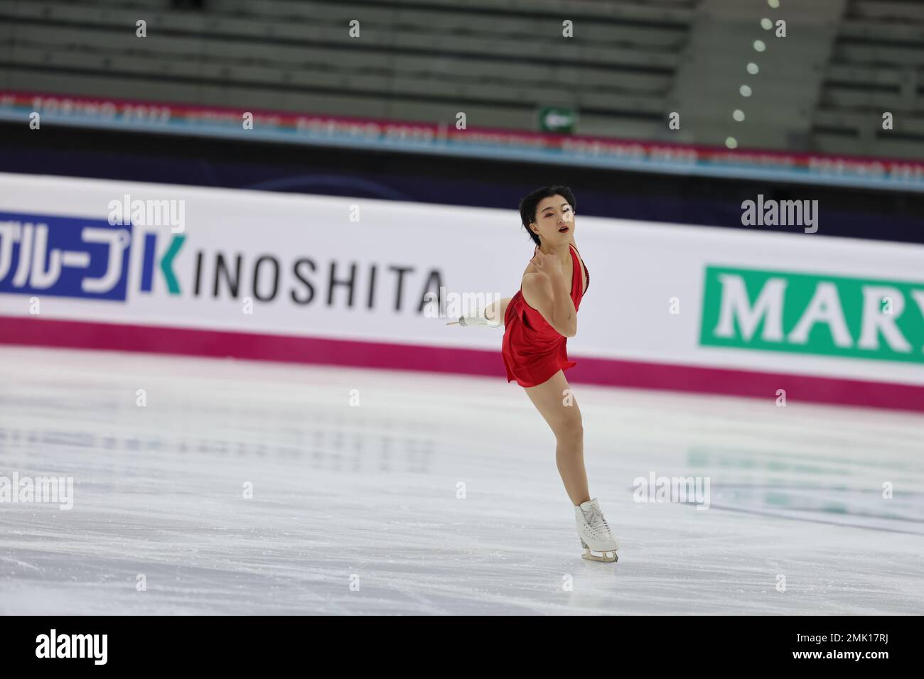 Kaori Sakamoto du Japon participe à la finale du Grand Prix de patinage artistique de l'UIP à Turin 2022 à Palavela. Banque D'Images