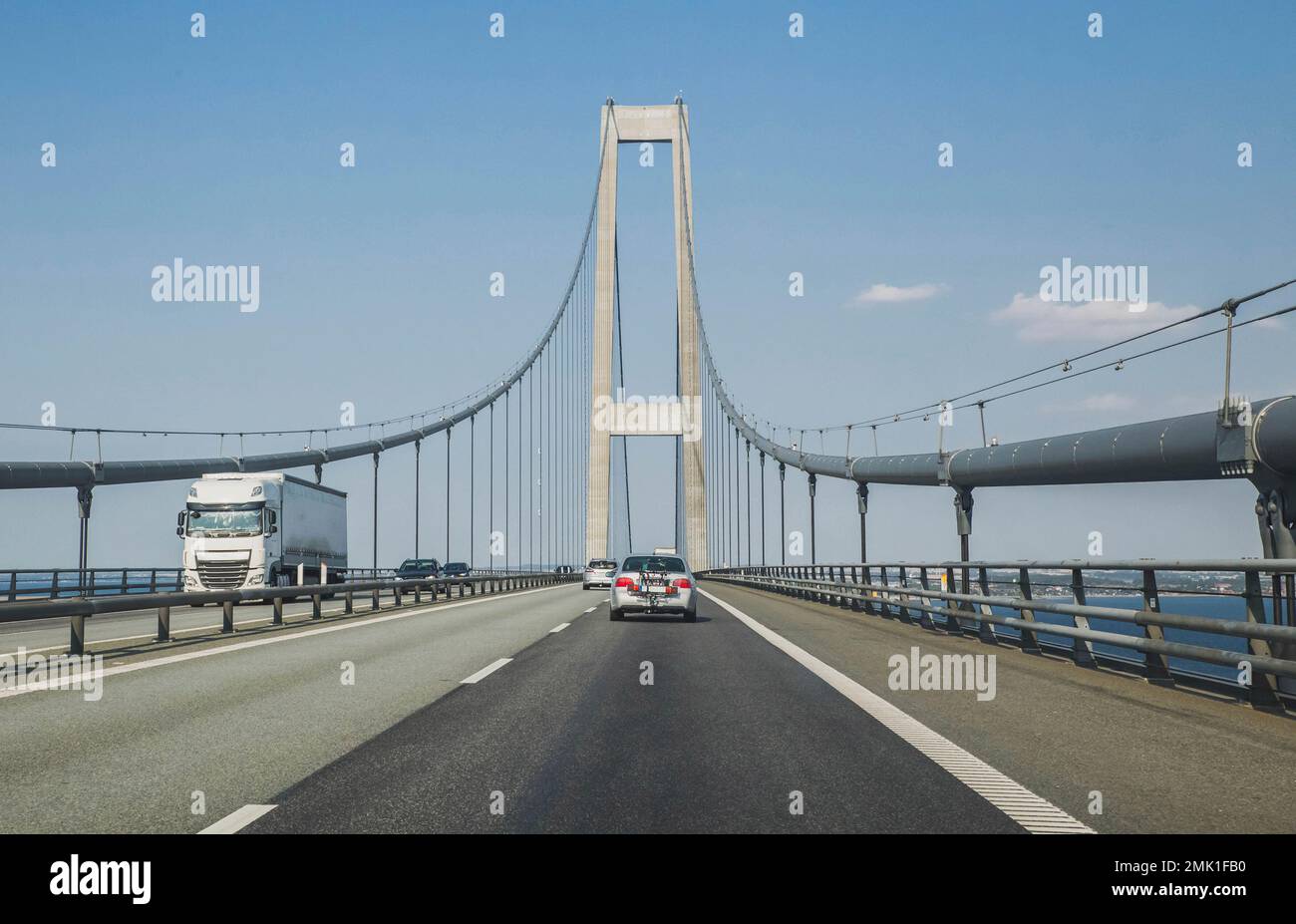 Great Belt Bridge qui traverse la mer du Nord au Danemark Banque D'Images