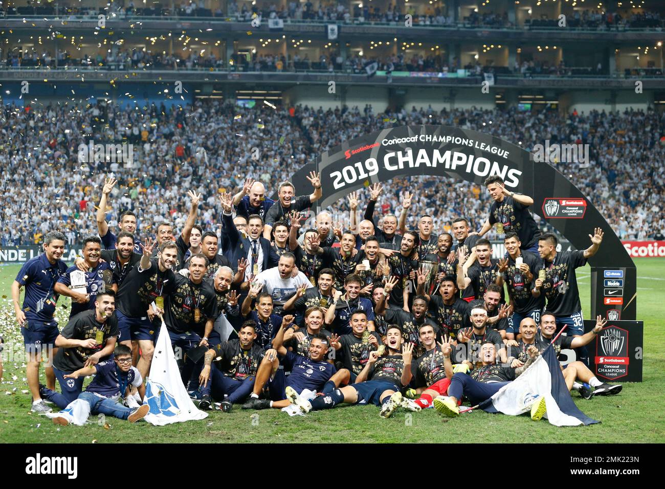 Monterrey players and staff celebrate after becoming CONCACAF Champions after defeating Tigres in a final soccer match in Monterrey, Mexico, Wednesday, May 1, 2019. (AP Photo/Rebecca Blackwell) Banque D'Images