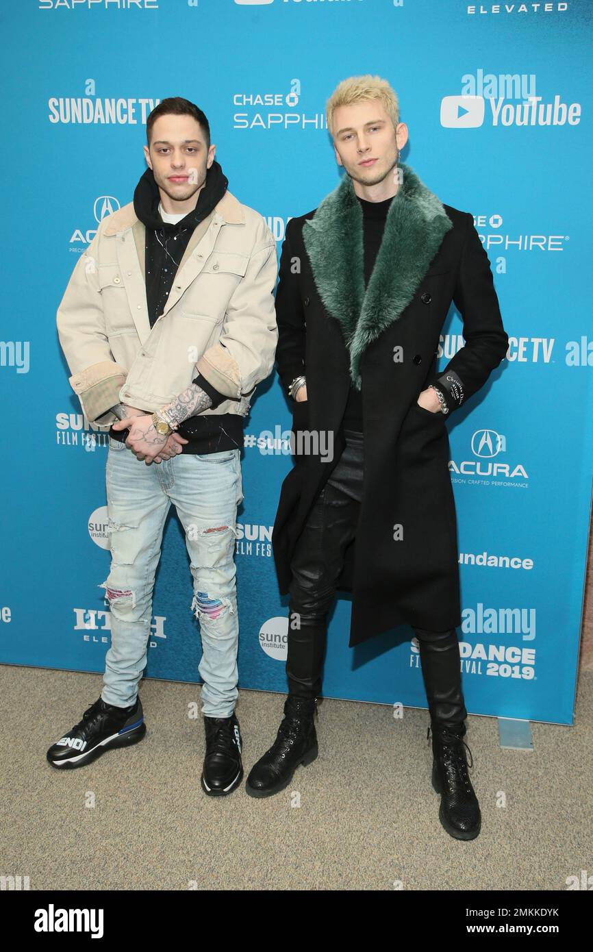 Cast member and executive producer Pete Davidson, left, and actor Colson Baker, aka "Machine Gun Kelly", pose at the premiere of the film "Big Time Adolescence" during the 2019 Sundance Film Festival, Monday, Jan. 28, 2019, in Park City, Utah. (Photo by Danny Moloshok/Invision/AP) Banque D'Images