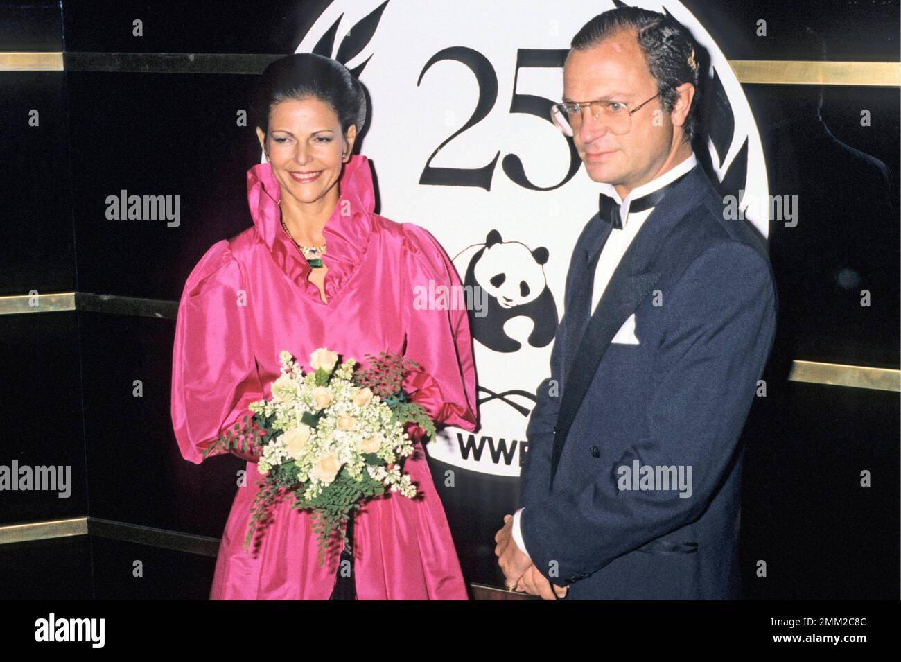 Carl XVI Gustaf, roi de Suède. Né le 30 avril 1946. Le roi Carl XVI Gustaf et la reine Silvia Renate Sommerlath 1988. Banque D'Images