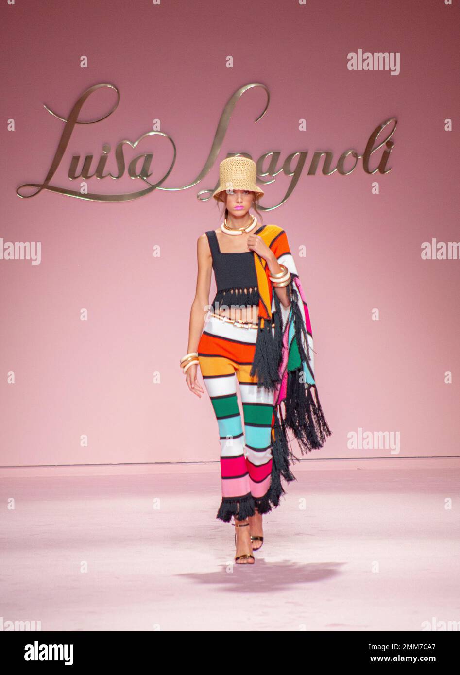 Luisa Spagnoli Catwalk semaine de la mode de Milan 22 Banque D'Images