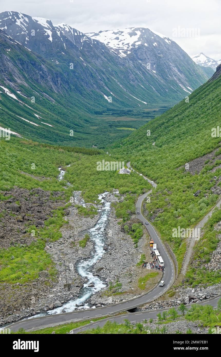 Destination voyage Norvège. Parc national de Jostedalsbreen - chute d'eau - Europe destination voyage Norvège Banque D'Images