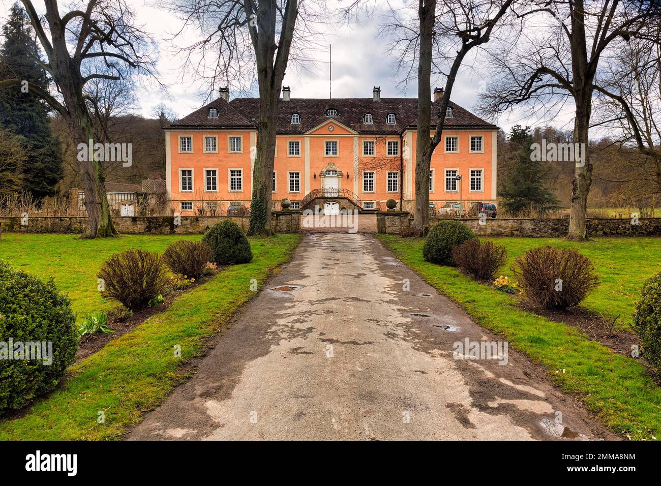 Approche du manoir, château de Rheder, château baroque, baroque tardif, Brakel, Forêt de Teutoburg Parc naturel d'Eggebirge, Allemagne Banque D'Images