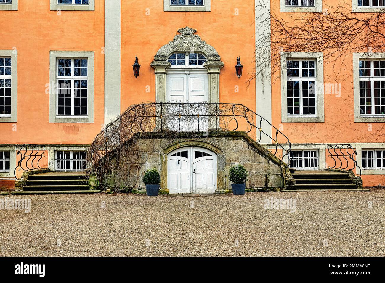 Manoir avec vol de marches, château de Rheder, château baroque, baroque tardif, Brakel, Forêt de Teutoburg Parc naturel d'Eggebirge, Allemagne Banque D'Images