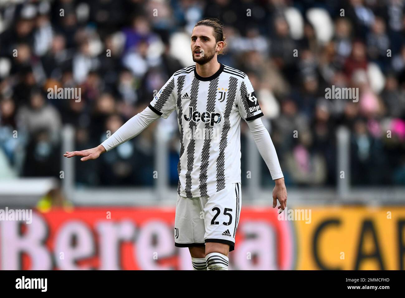 Turin, Italie. 29 janvier 2023. Adrien Rabiot de Juventus FC gestes pendant la série Un match de football entre Juventus FC et AC Monza. Credit: Nicolò Campo/Alay Live News Banque D'Images