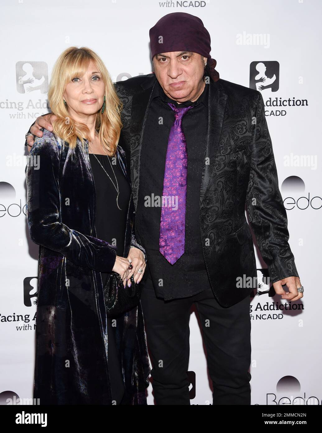 Musician Steven Van Zandt and wife Maureen attend the Facing Addiction with NCADD (National Council on Alcoholism and Drug Dependence) gala at the Rainbow Room on Monday, Oct. 8, 2018, in New York. (Photo by Evan Agostini/Invision/AP) Banque D'Images