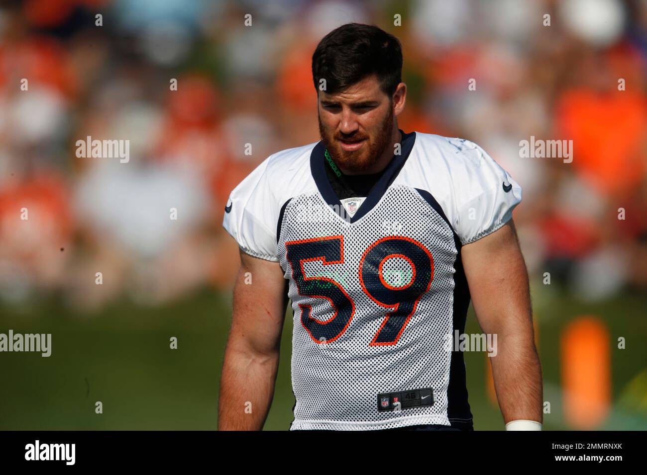Denver Broncos linebacker Josey Jewell takes part in drills during an NFL football training camp at the team's headquarters Tuesday, Aug. 14, 2018, in Englewood, Colo. (AP Photo/David Zalubowski) Banque D'Images