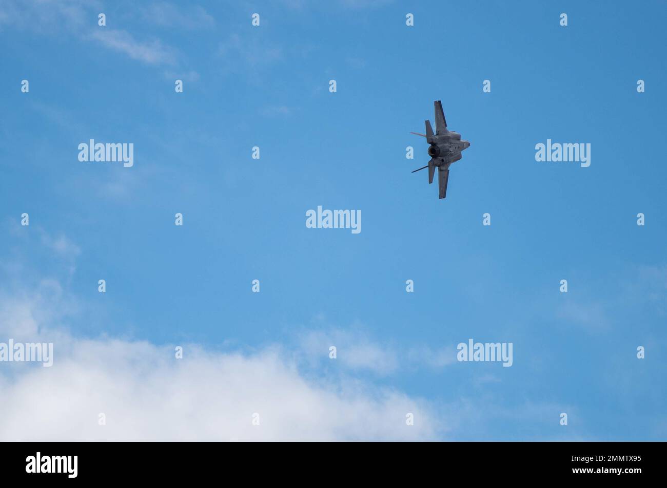 A ÉTATS-UNIS Force aérienne F-15E Strike Eagle effectue des manœuvres à la base aérienne de Mountain Home, Idaho, 22 septembre 2022. Le F-15E Strike Eagle est un chasseur à double rôle conçu pour effectuer des missions air-air et air-sol. Banque D'Images