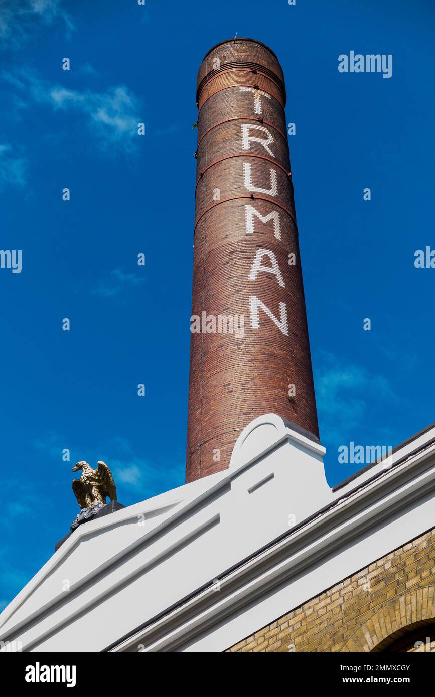 Cheminée et aigle sur la brasserie Truman, Brick Lane, Londres Banque D'Images