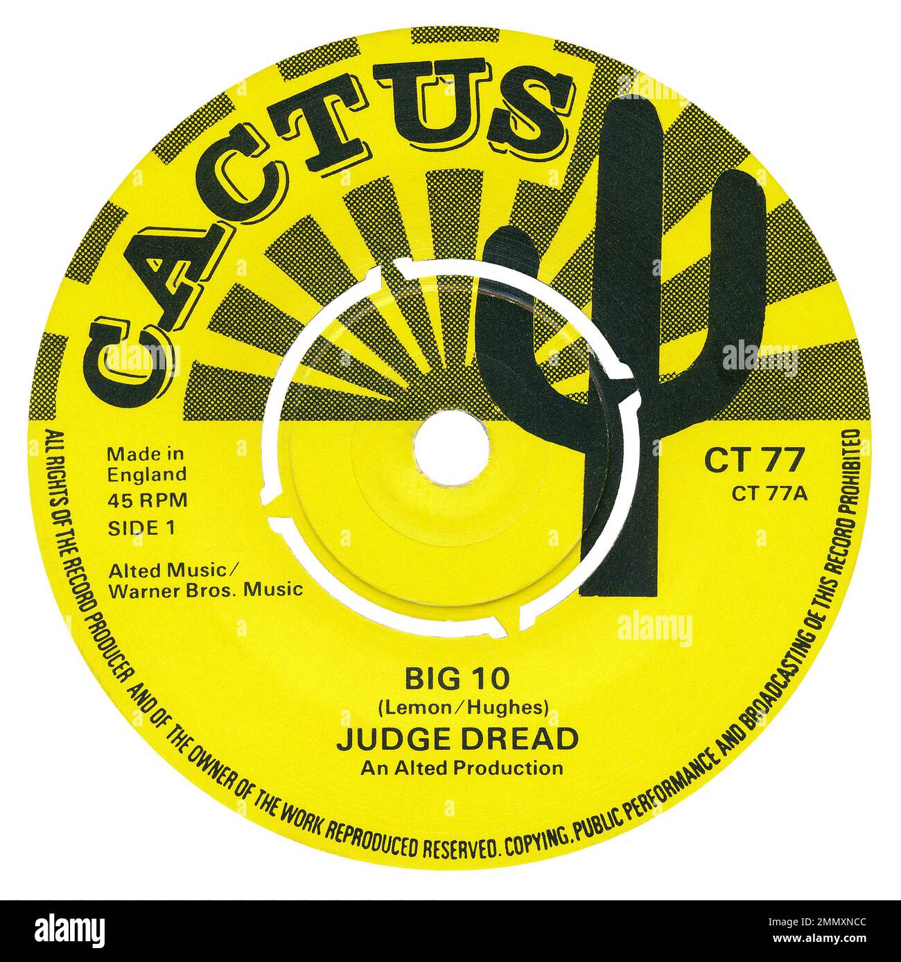 45 RPM 7' UK reggae label de Big 10 par Judge Dread. Écrit par Lemon et Alexander Hughes (alias juge Dread). Publié en septembre 1975 sur le label Cactus. Banque D'Images