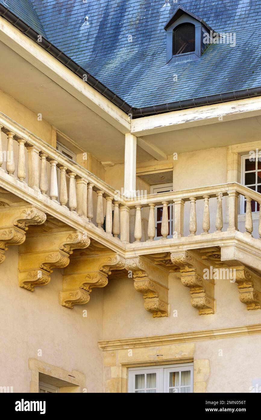 France, Meurthe et Moselle, Nancy, façade de l'ancien Hôtel particulier d'Haussonville construit entre 1528 et 1543 pour Jean d'Haussonville Sébeschal de Lorraine dans le style Renaissance, aujourd'hui un hôtel de Laurence et Jean Claude Capelli situé rue Monseigneur Trouillet depuis 2003 Banque D'Images