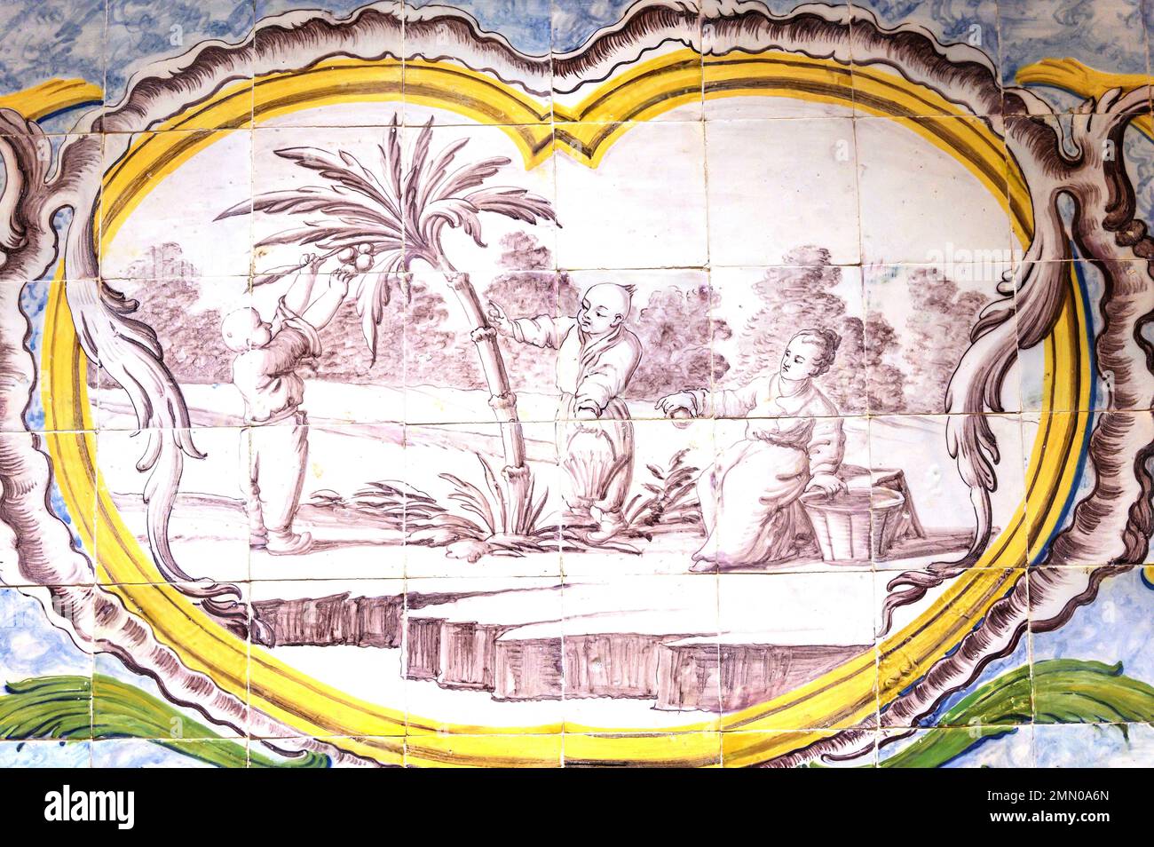 Portugal, région de l'Alentejo, ville d'Estremoz, Museuu Berardo Estremoz dans le palais de Tochjia, oreintaliste céramique de 1760 Banque D'Images