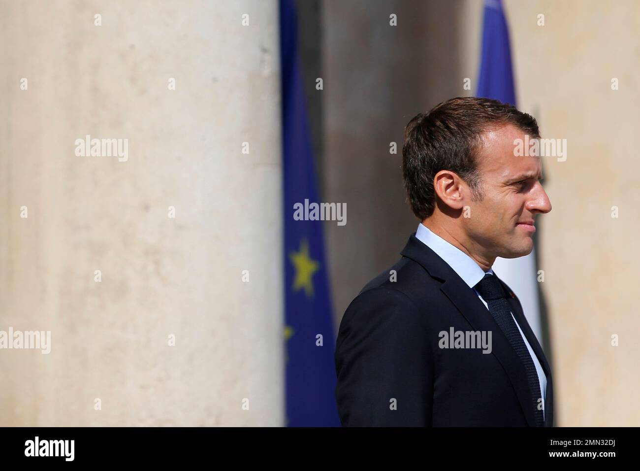 France President Emmanuel Macron waits Czech Prime Minister Andrej Babis prior to a meeting, at the Elysee Palace, in Paris, Saturday, June 30, 2018. (AP Photo/Thibault Camus) Banque D'Images