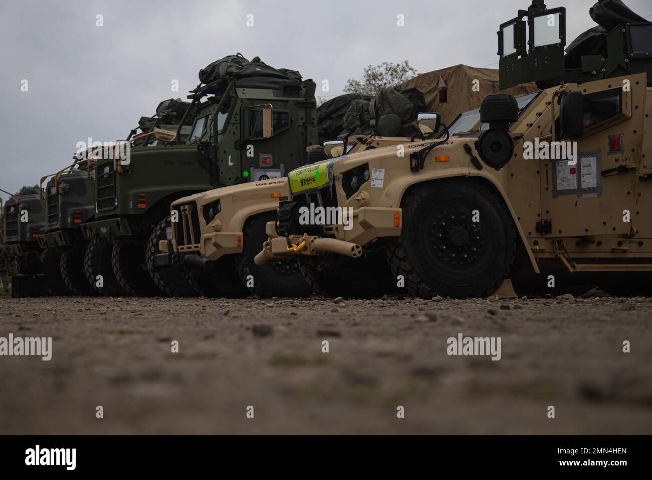 ÉTATS-UNIS Les véhicules du corps maritime préparent l'exercice Resolute Dragon 22 dans la zone de manœuvre de Yusubetsu, Hokkaido, Japon, le 28 septembre 2022. Resolute Dragon 22 est un exercice bilatéral annuel conçu pour renforcer les capacités défensives de l'Alliance États-Unis-Japon en exerçant un commandement et un contrôle intégrés, le ciblage, les armes combinées et la manœuvre sur plusieurs domaines. Banque D'Images