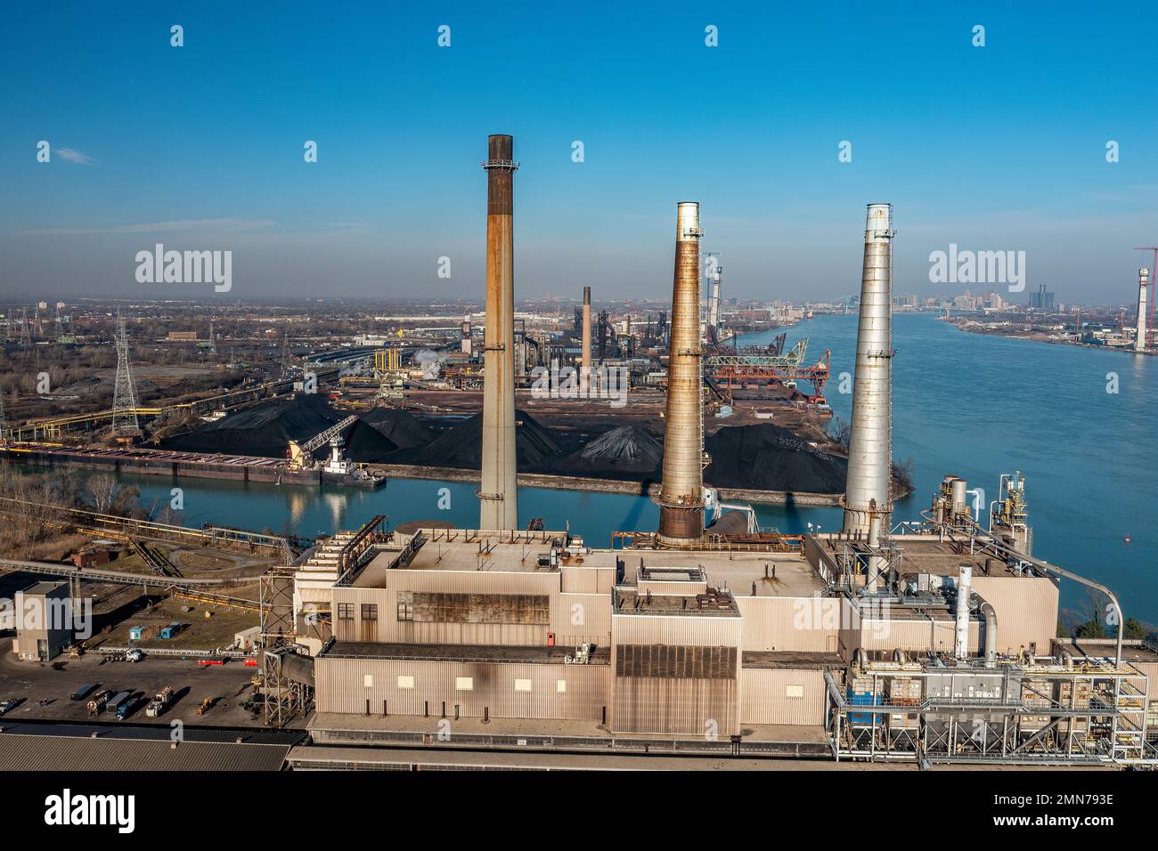 DTE River Rouge a retiré sa centrale électrique au charbon sur les rives de la rivière Detroit, River Rouge, Michigan, Wayne County, États-Unis à la fin de 2022 Banque D'Images