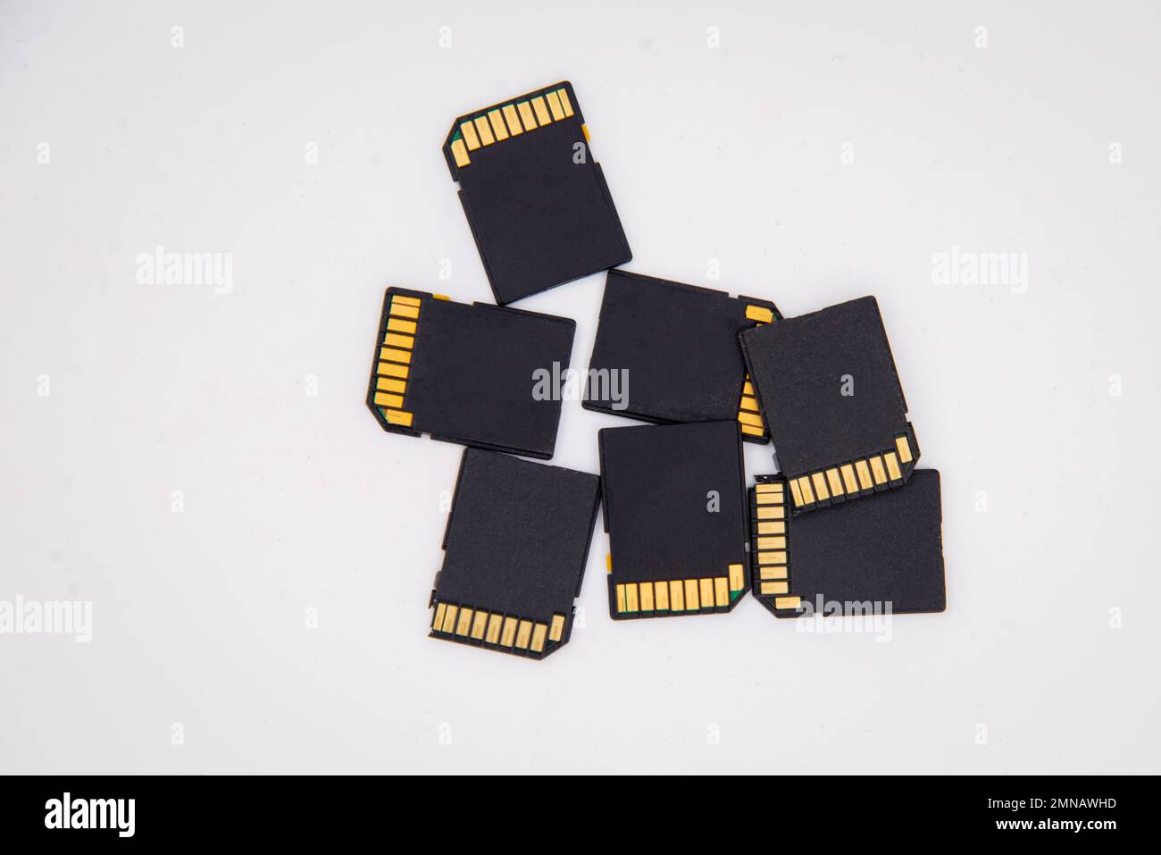 Différentes tailles de cartes isolé sur fond blanc Banque D'Images