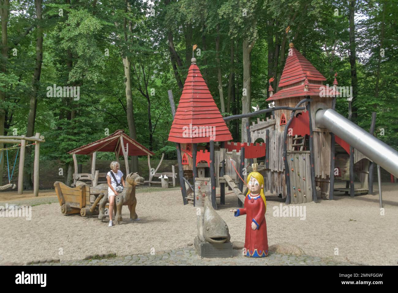 Aire de jeux, jardin de roses de l'Allemagne de l'est, Forst, Brandebourg, Allemagne Banque D'Images