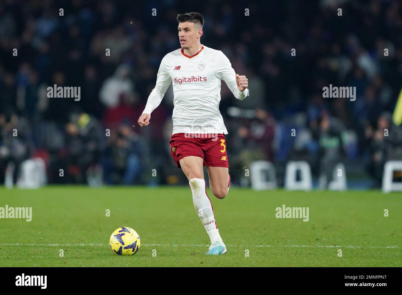 Naples, Italie. 29th janvier 2023. Roger Ibanez d'AS Roma pendant la série Un match entre Naples et Roma au Stadio Diego Armando Maradona, Naples, Italie, le 29 janvier 2023. Credit: Giuseppe Maffia/Alay Live News Banque D'Images