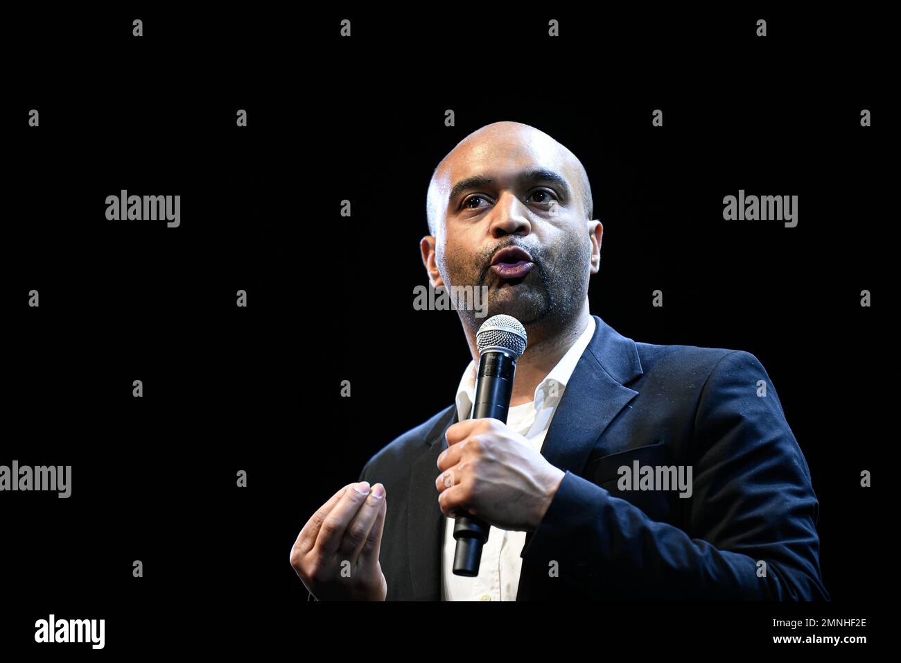 Paris, France. 30th janvier 2023. Dominique Sopo, président de 'Sos Racisme' lors d'une présentation sur 30 janvier 2023 du plan national de lutte contre le racisme, l'antisémitisme et la discrimination à l'Institut du monde arabe à Paris. Crédit : Victor Joly/Alamy Live News Banque D'Images