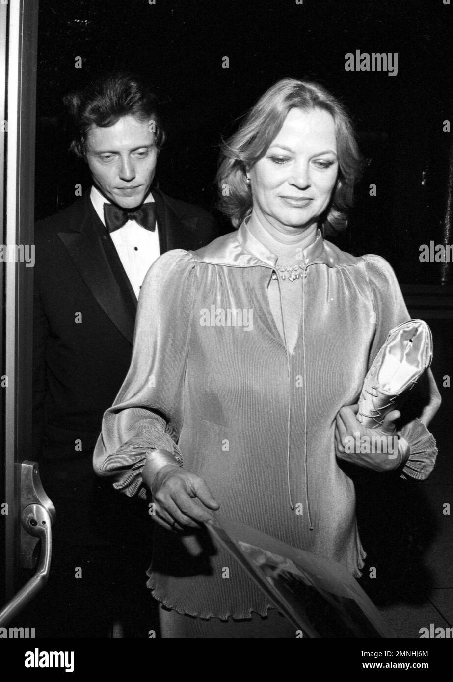 Christopher Walken et Louise Fletcher au Filmex hommage à Elizabeth Taylor au Music Center de Los Angeles, Californie sur 8 novembre 1981. Crédit: Ralph Dominguez/MediaPunch Banque D'Images