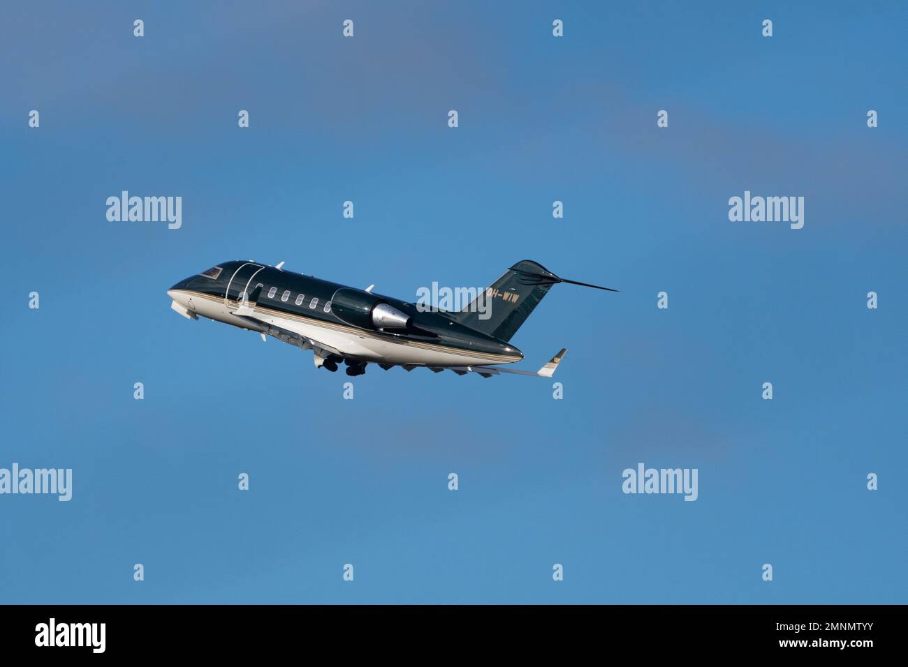 Bombardier challenger Banque de photographies et d'images à haute  résolution - Alamy