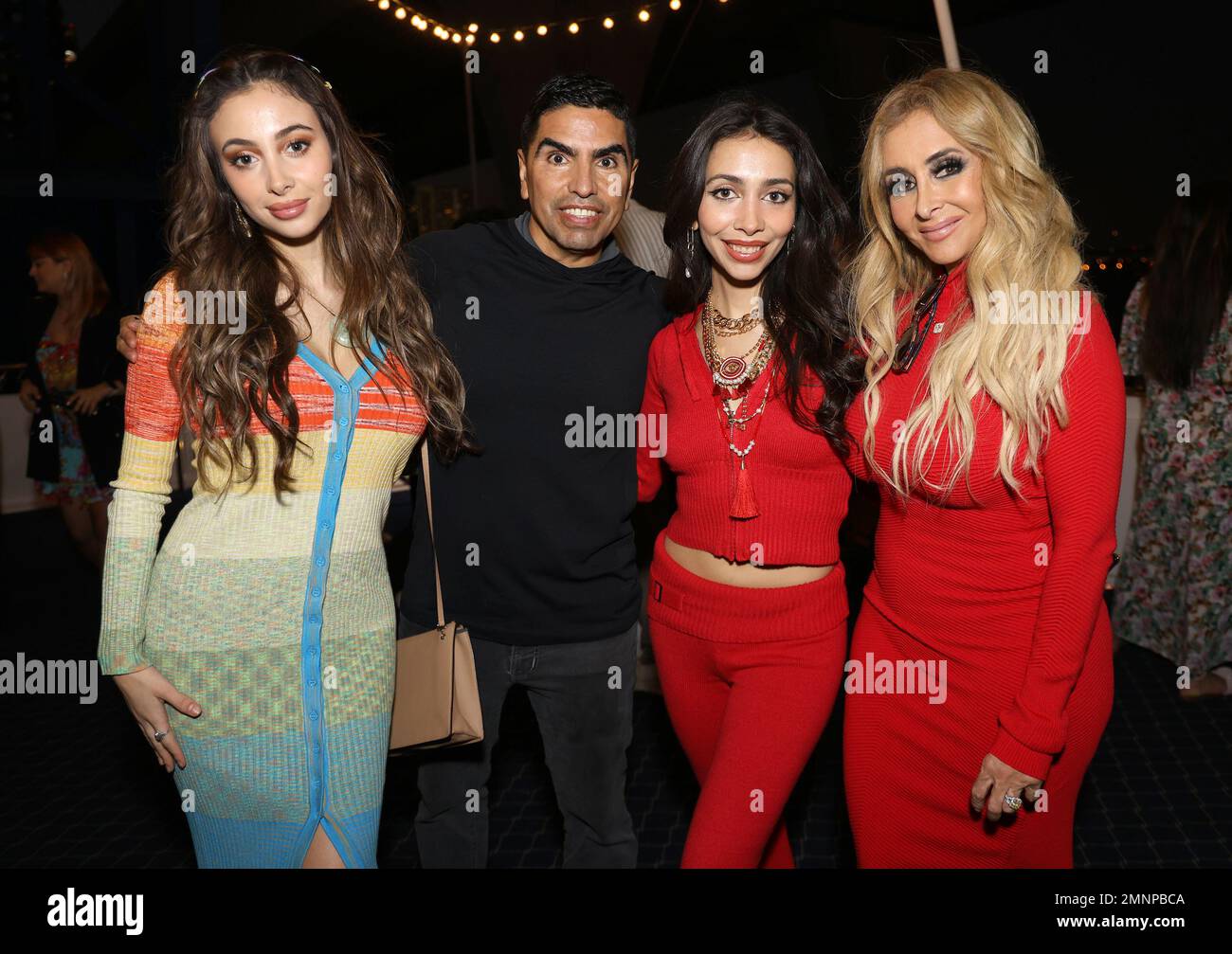 MIAMI, FL-JAN 30: Alison Solis, Piolín Sotelo, Marla Solis et Cristian Solis sont vus lors de la conférence de presse de Marco Antonio Solis “El Buki” World Tour 2023 sur 30 janvier 2023 à Miami, Floride. (Photo d'Alberto E. Tamargo/Sipa USA) Banque D'Images