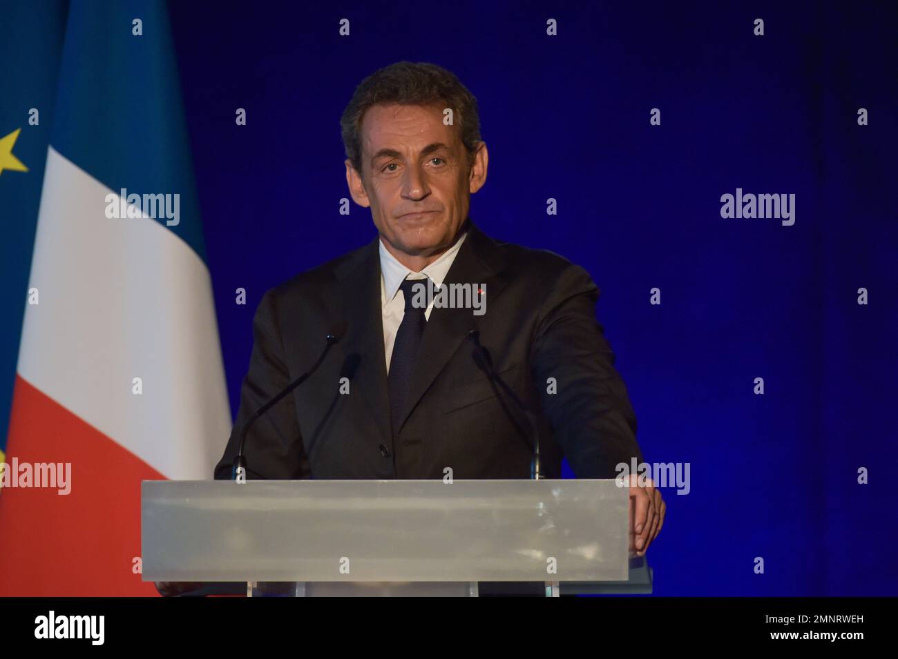 BORDEAUX, FRANCE - 22 NOVEMBRE 2014 : rencontre politique de l'ancien Président de la République, Nicolas Sarkozy, à Bordeaux avec Alain Juppe Maire Banque D'Images