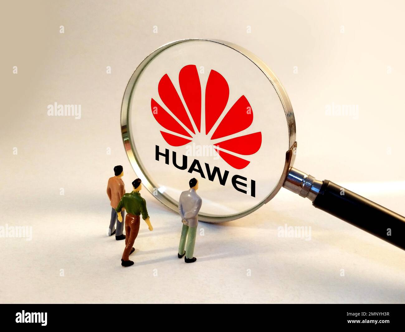 SUQIAN, CHINE - 31 JANVIER 2023 - Illustration : Huawei, Suqian, Jiangsu, Chine, 31 janvier, 2023. Médias américains : le gouvernement américain envisage de procéder à des coupes Banque D'Images
