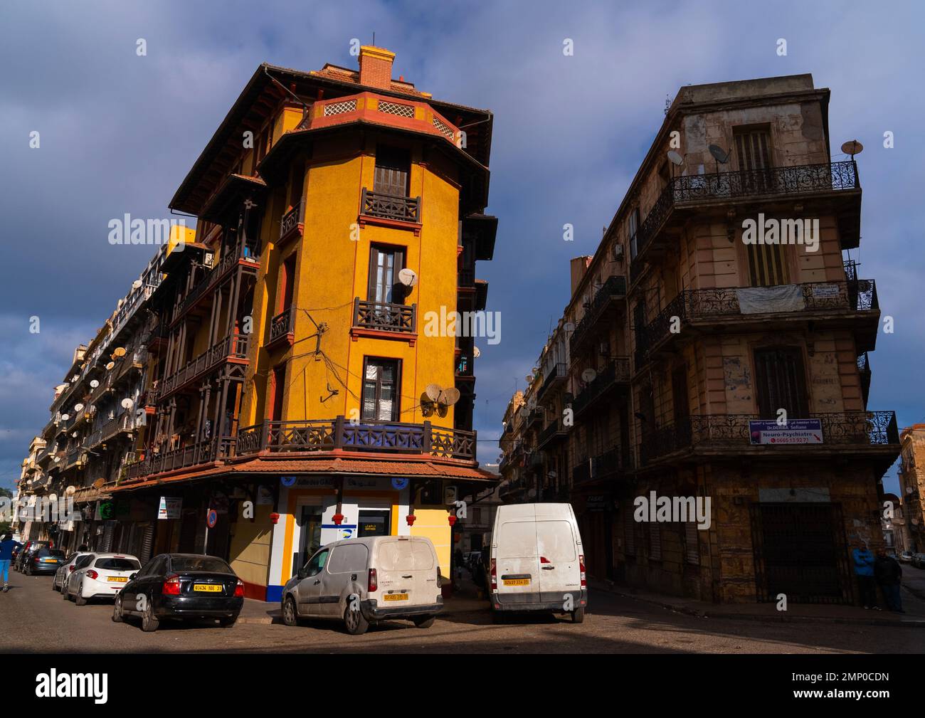 Ancien bâtiment colonial français, Afrique du Nord, Oran, Algérie Banque D'Images