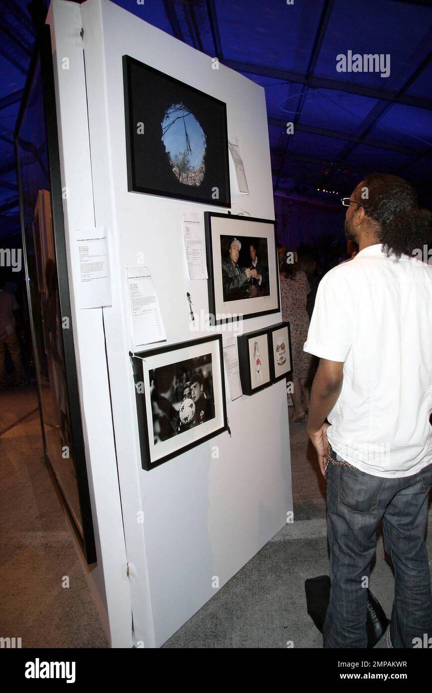 Atmosphère au gala annuel 9th Art for Life East Hampton 2008 de Russell Simmons au East Hampton Estate à East Hampton, NY. 7/19/08. Banque D'Images
