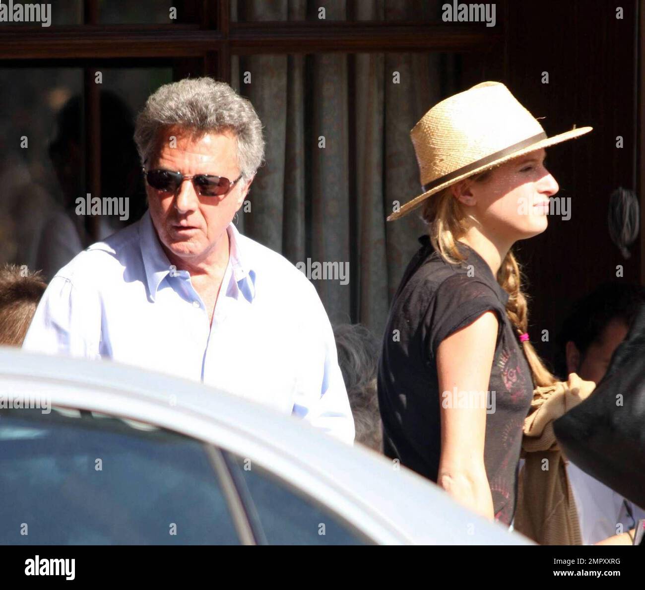 Exclusif !! Dustin Hoffman a été vu en lunching avec la famille cet après-midi à il Pastaio Ristorante à Beverly Hills. L'acteur s'est assis sur le patio du restaurant et a apprécié le soleil du sud de la Californie. Los Angeles, Californie. 3/25/08. Banque D'Images