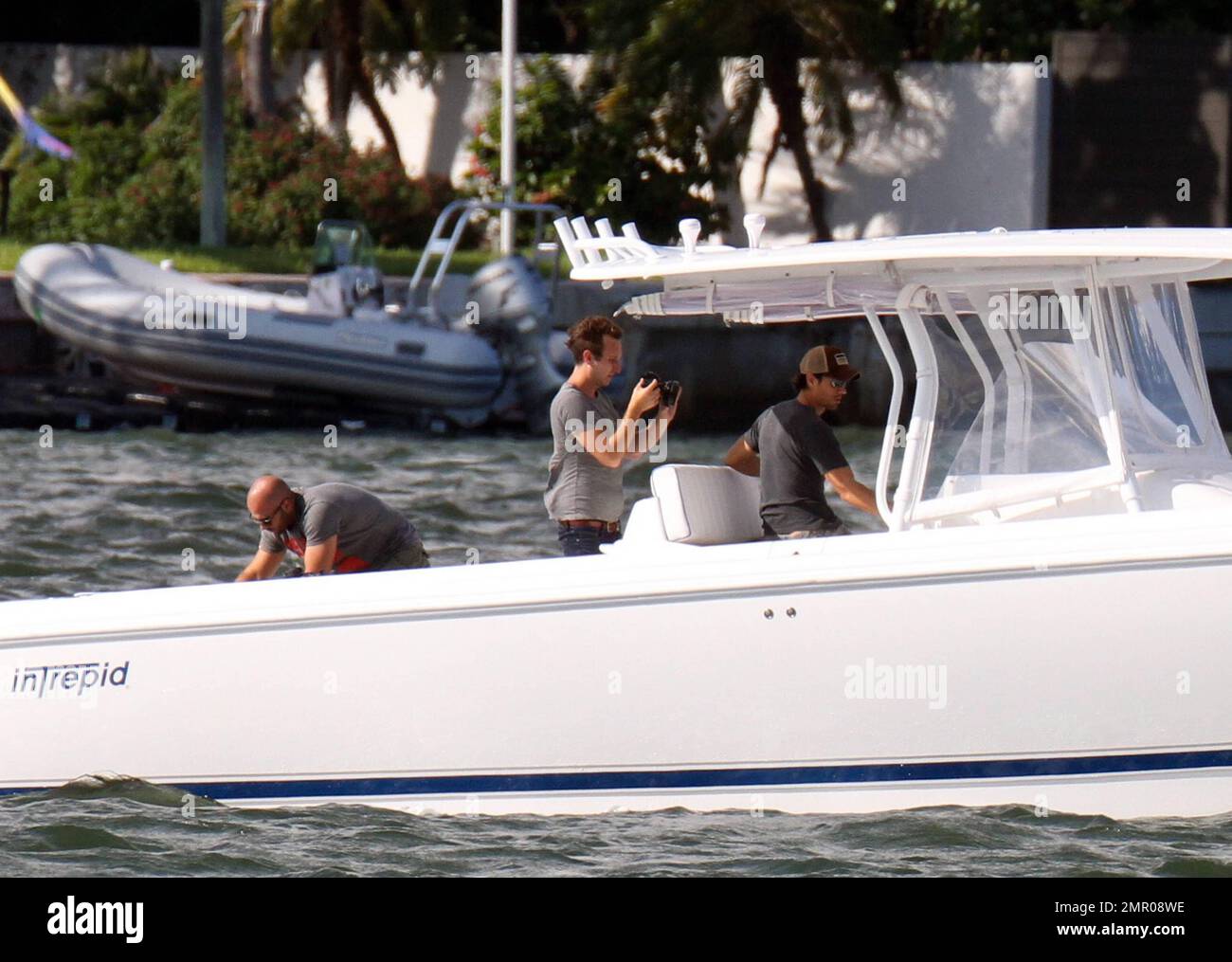 EXCLUSIF !! Enrique Iglesias, superstar de la musique pop, s'envole