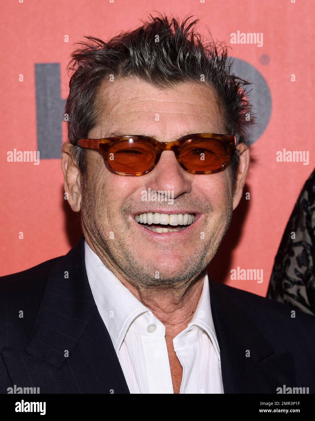 Rolling Stone co-founder and publisher Jann Wenner attends the world premiere of "Rolling Stone: Stories From The Edge" at Florence Gould Hall on Monday, Oct. 30, 2017, in New York. (Photo by Evan Agostini/Invision/AP) Banque D'Images